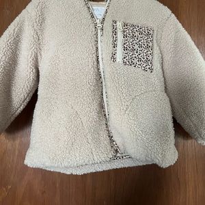 Like new , zara size 4/5 neutral coat